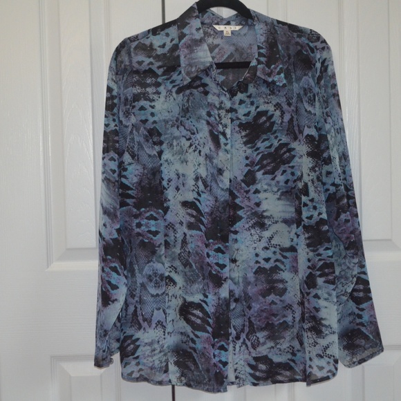 CAbi Style #609 Python Print Blouse - Picture 2 of 5